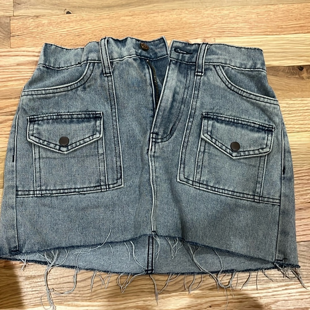 Sincerely Jules cute skirt 🎀